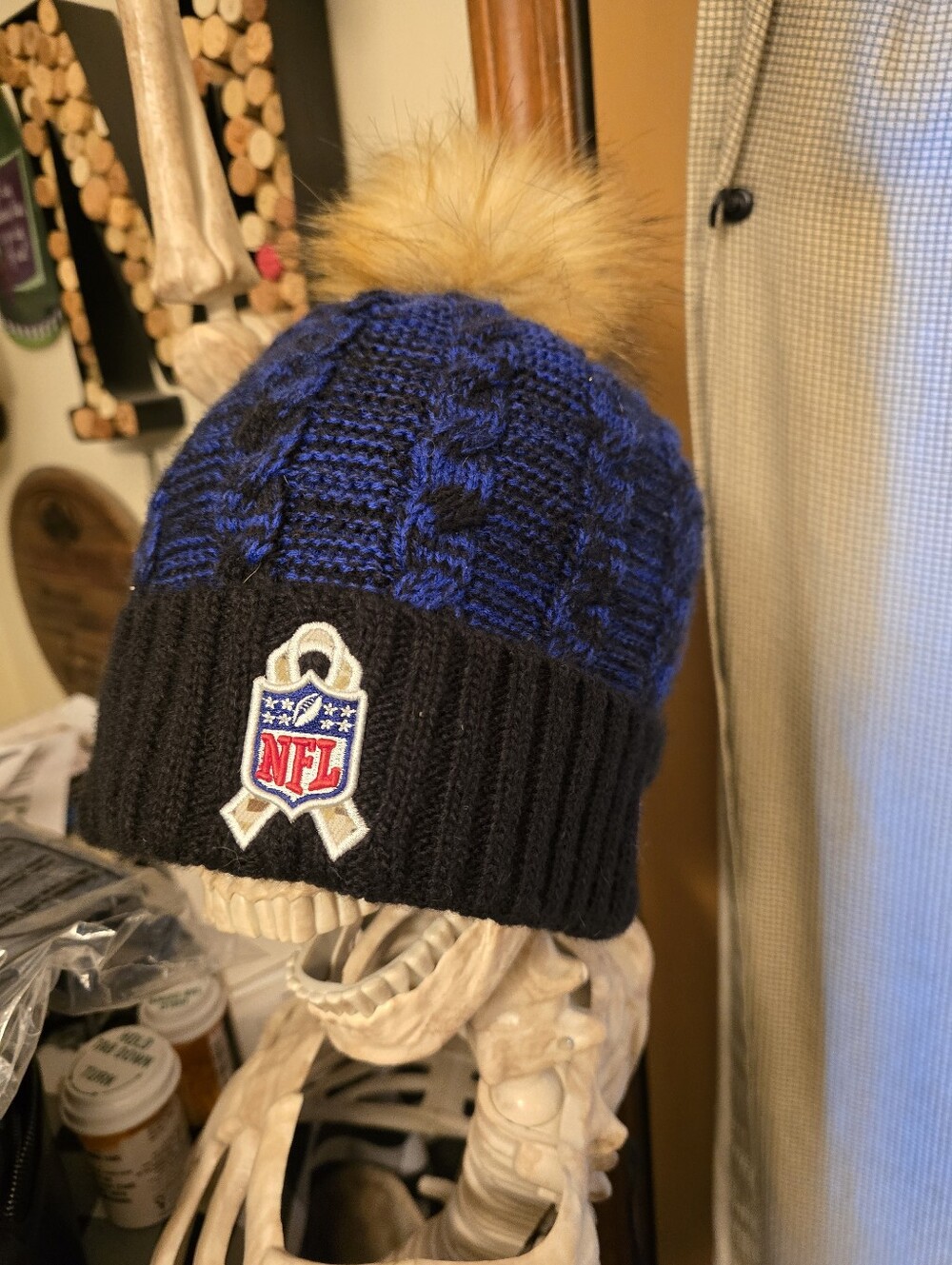 BUFFALO BILLS 2022 WOMEN'S KNIT BEANIE SALUTE TO SERVICE